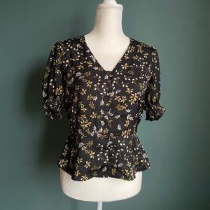 Banana Republic Button Up Blouse - Small